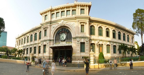 La poste centrale de Saigon – Un vestige magnifique