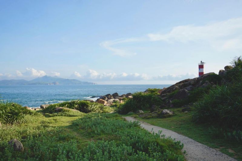 phu yen ganh den