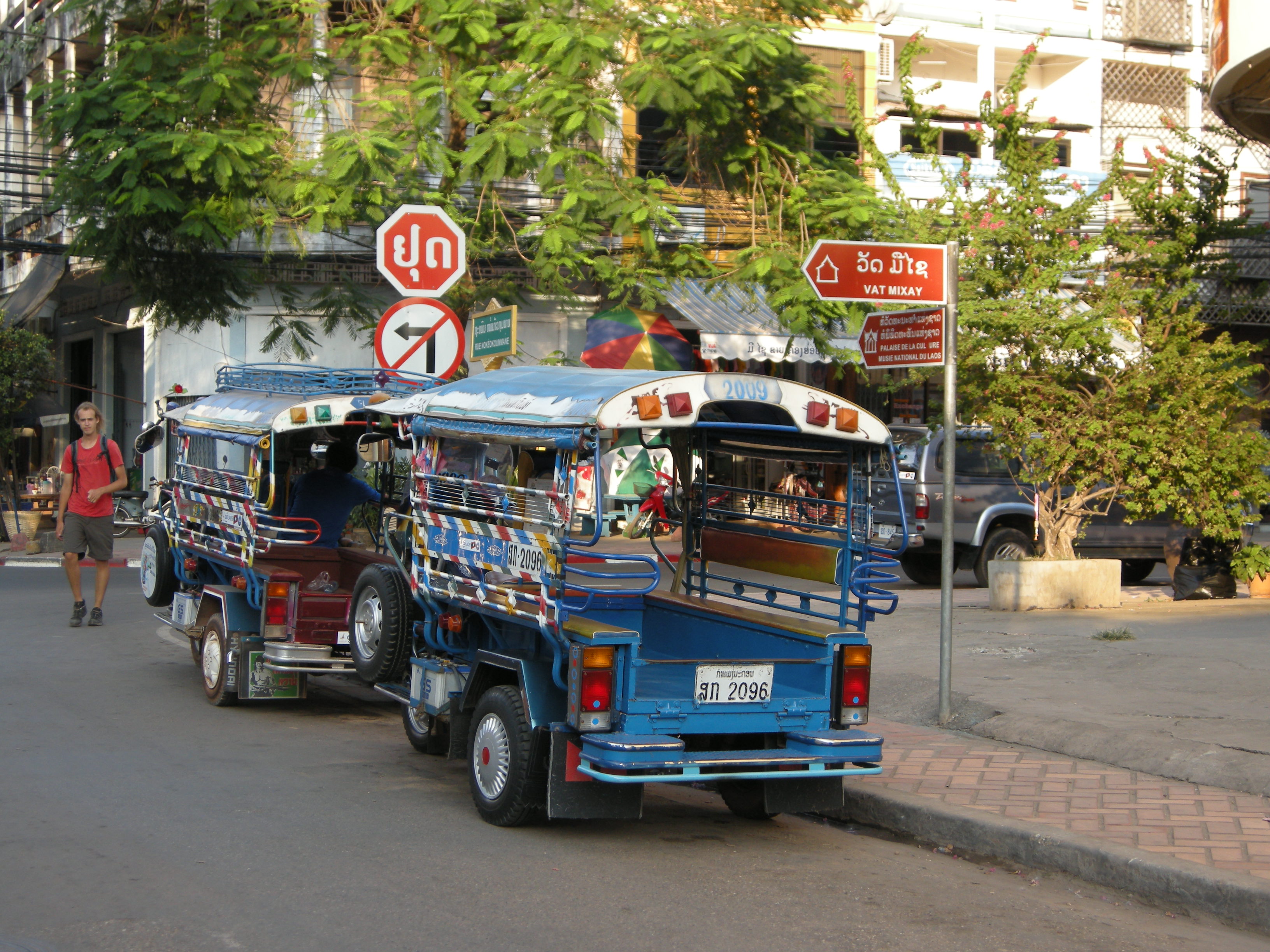 le tuk tuk au Laos